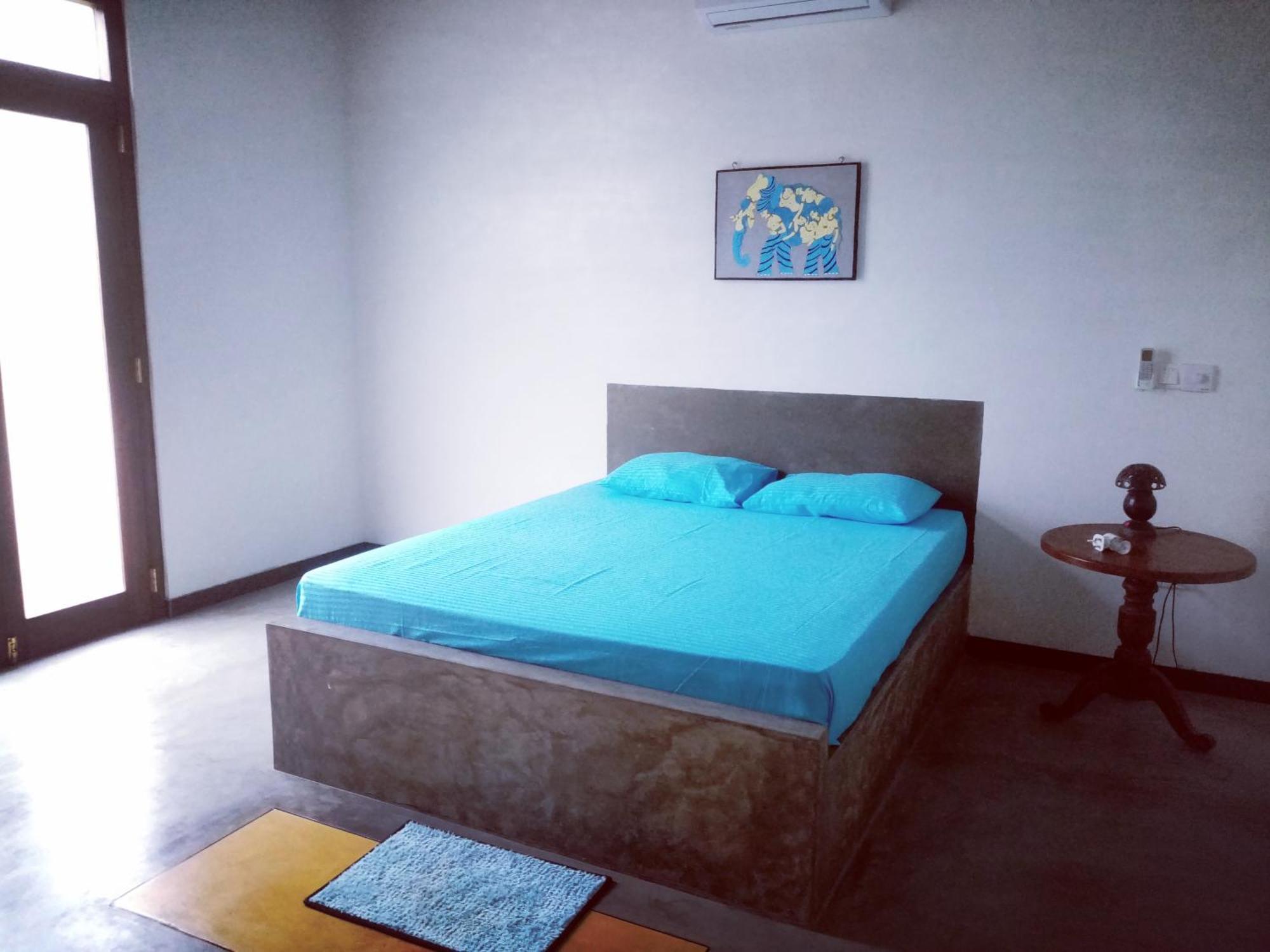Om Villa Hikkaduwa Extérieur photo